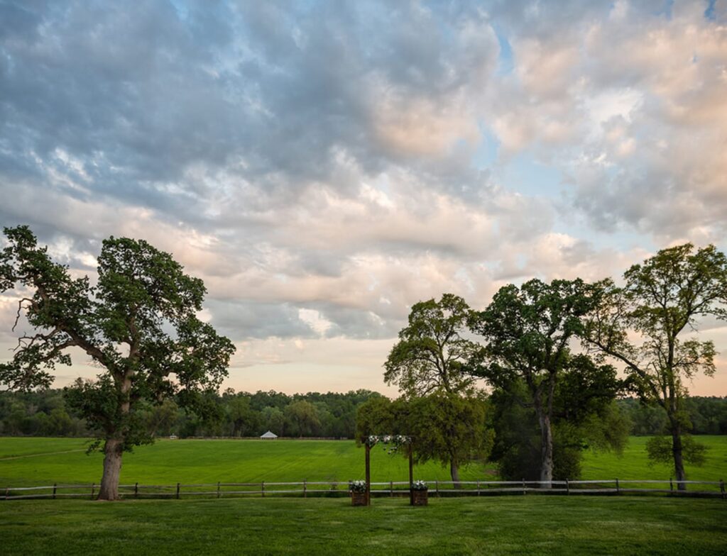 Northern California ranch wedding venue landscape one of the best wedding venues in redding