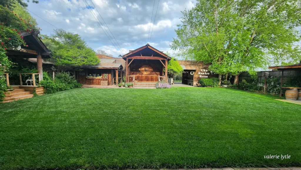 The rustic rose redding ca